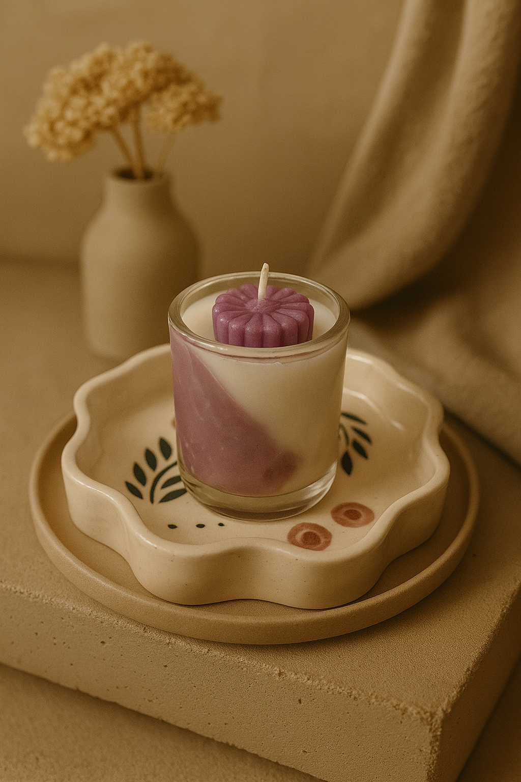Dual-Tone Floral Top Candle (Lavender & Vanilla, Glass Jar)